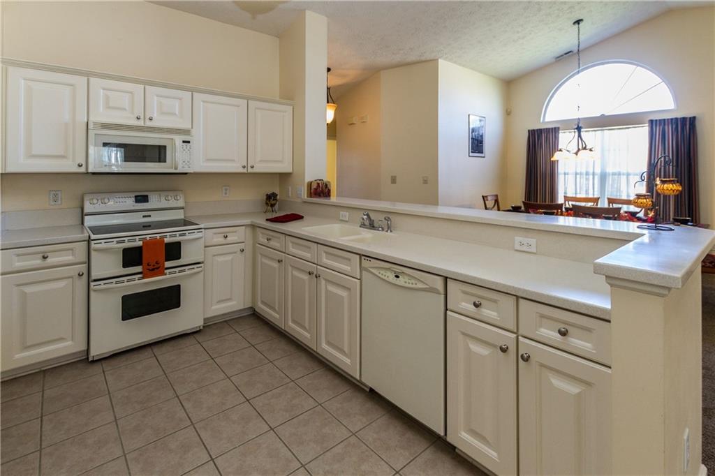 6037 Riva Ridge Drive Indianapolis, IN 46237 - Photo 9 of 24 Gallery Image 9