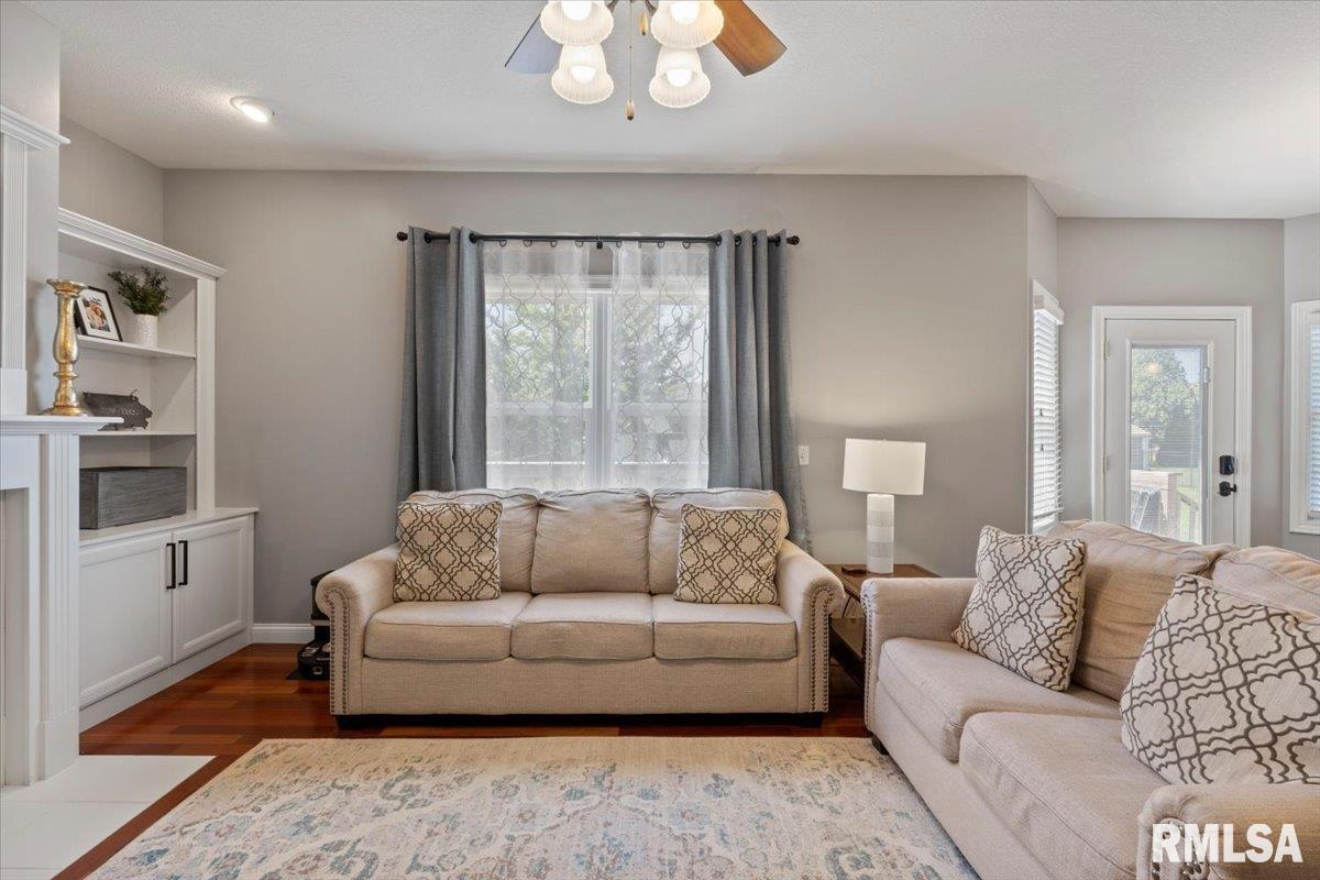 5472 Judge Road Bettendorf, IA 52722 - Photo 24 of 59 Gallery Image 24