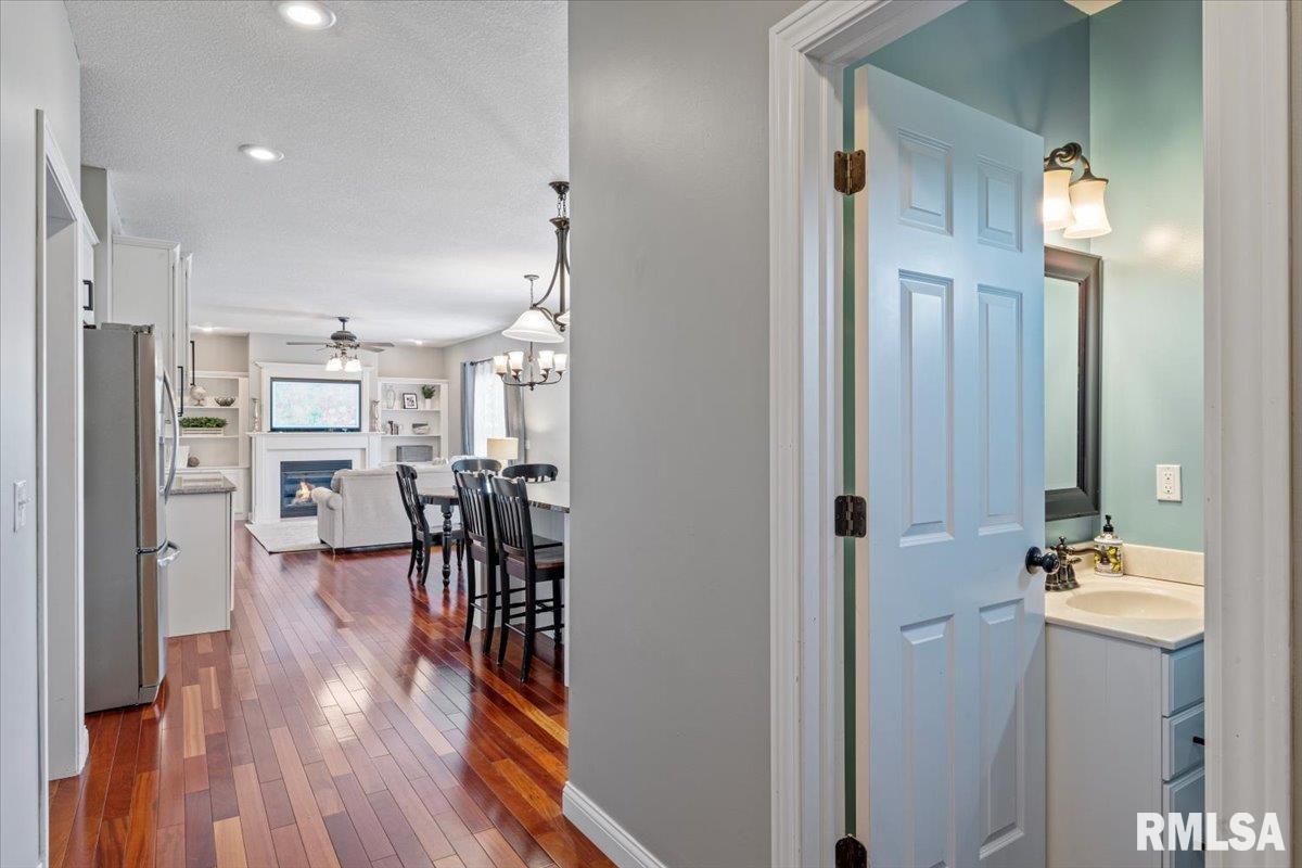 5472 Judge Road Bettendorf, IA 52722 - Photo 26 of 59 Gallery Image 26