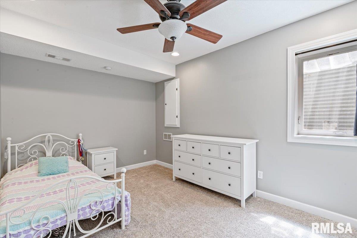 5472 Judge Road Bettendorf, IA 52722 - Photo 48 of 59 Gallery Image 48