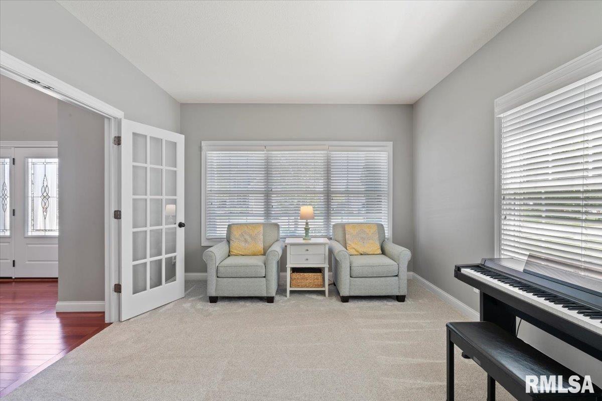 5472 Judge Road Bettendorf, IA 52722 - Photo 10 of 59 Gallery Image 10