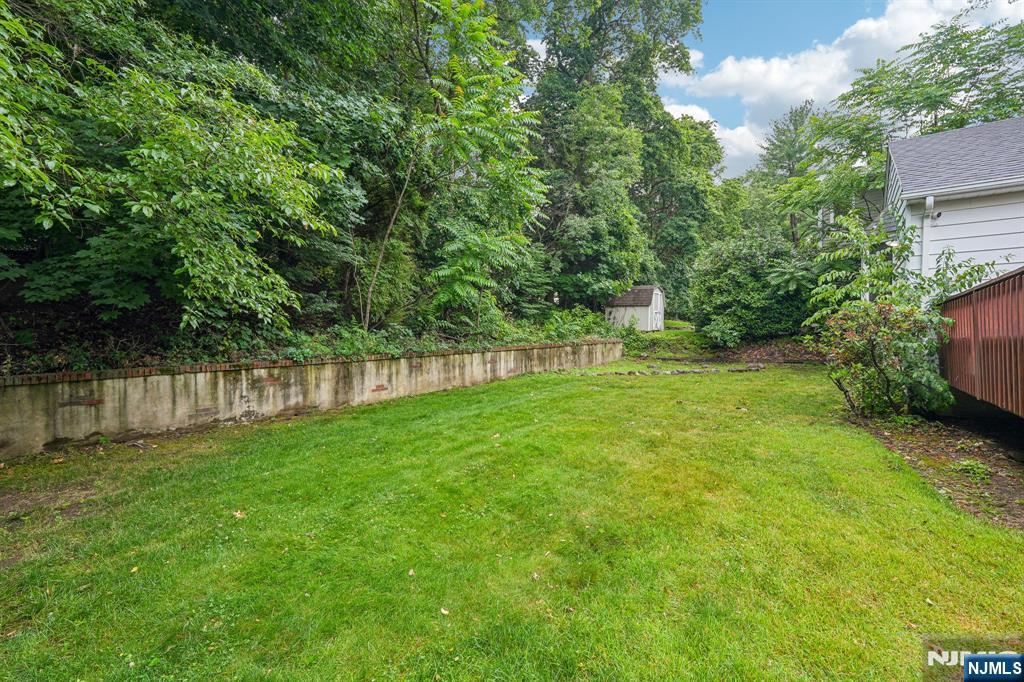 108 Morningside Road Paramus, NJ 07652 - Photo 44 of 45