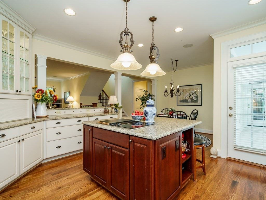 1020 Brooks Avenue Raleigh, NC 27607 - Photo 10 of 30 Kitchen