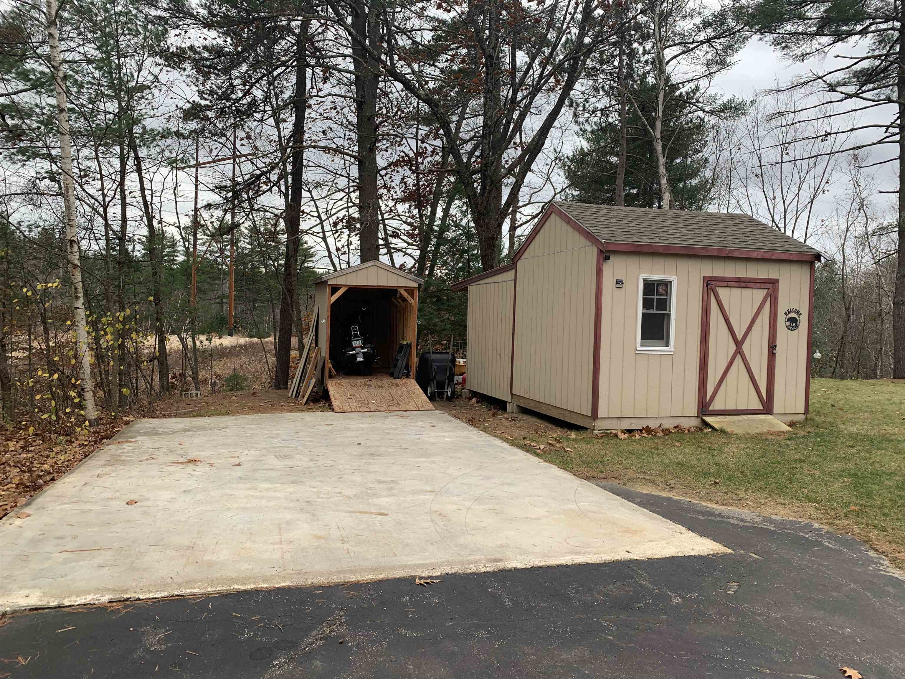 50 Season's Lane Rochester, NH 03867 - Photo 3 of 27