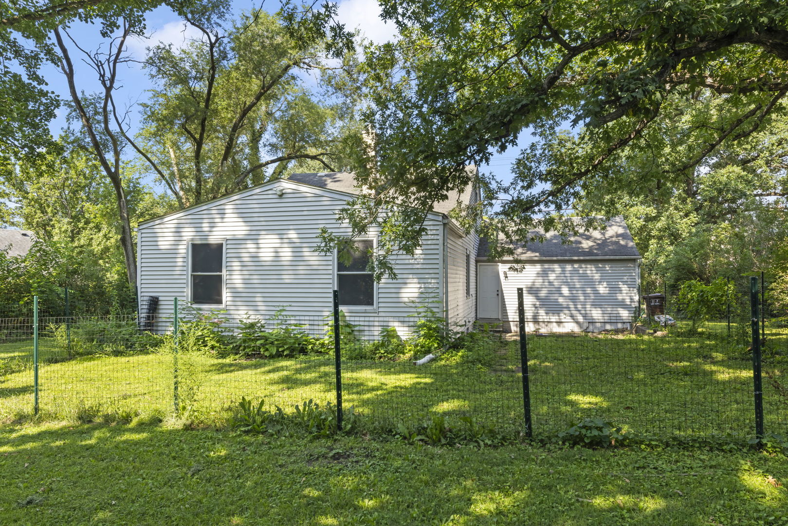 708 North Cedar Road New Lenox, IL 60451 - Photo 22 of 26 Gallery Image 22