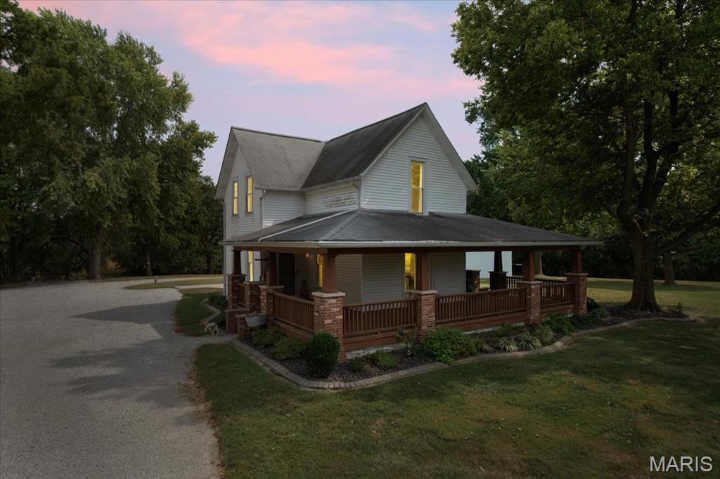 5348 Alhambra Road Alhambra, IL 62001 - Photo 2 of 47 Gallery Image 2