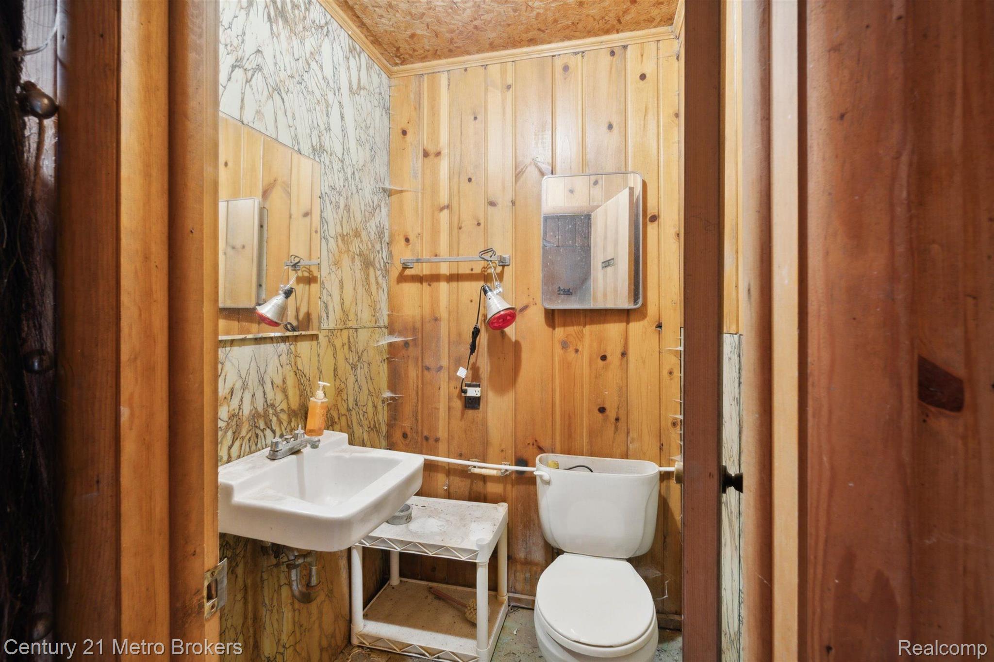 6049 Sharp Road Swartz Creek, MI 48473 - Photo 31 of 63 Gallery Image 31