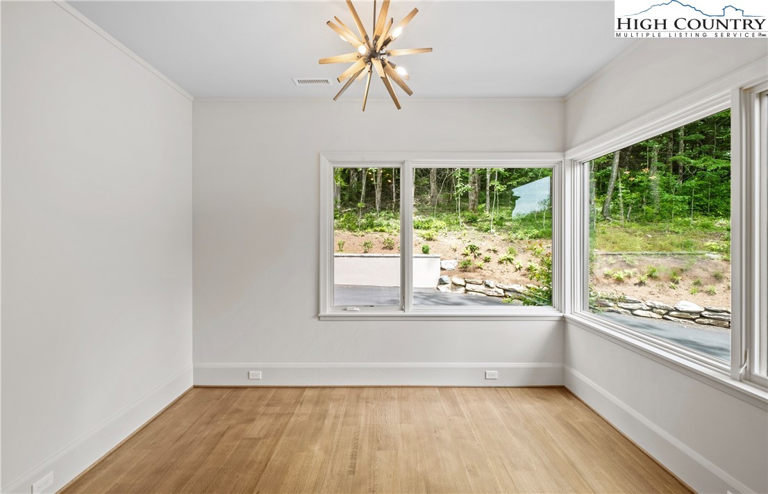 320 Hemlock Drive Linville, NC 28646 - Photo 23 of 44