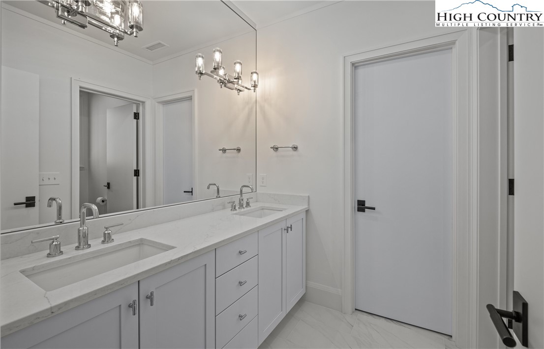 320 Hemlock Drive Linville, NC 28646 - Photo 30 of 44