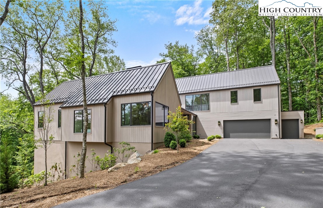 320 Hemlock Drive Linville, NC 28646 - Photo 39 of 44