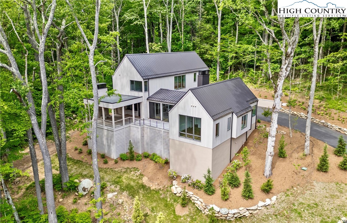 320 Hemlock Drive Linville, NC 28646 - Photo 40 of 44