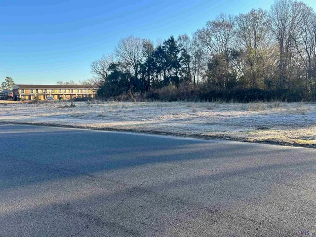 $8,000 | 1486 Marque Ann Drive, Baton Rouge, LA 70815