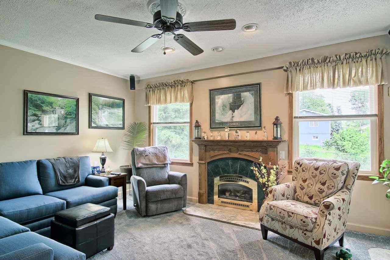6444 Cook Road Williamsburg, MI 49690 - Photo 10 of 33 1851158-9.JPG