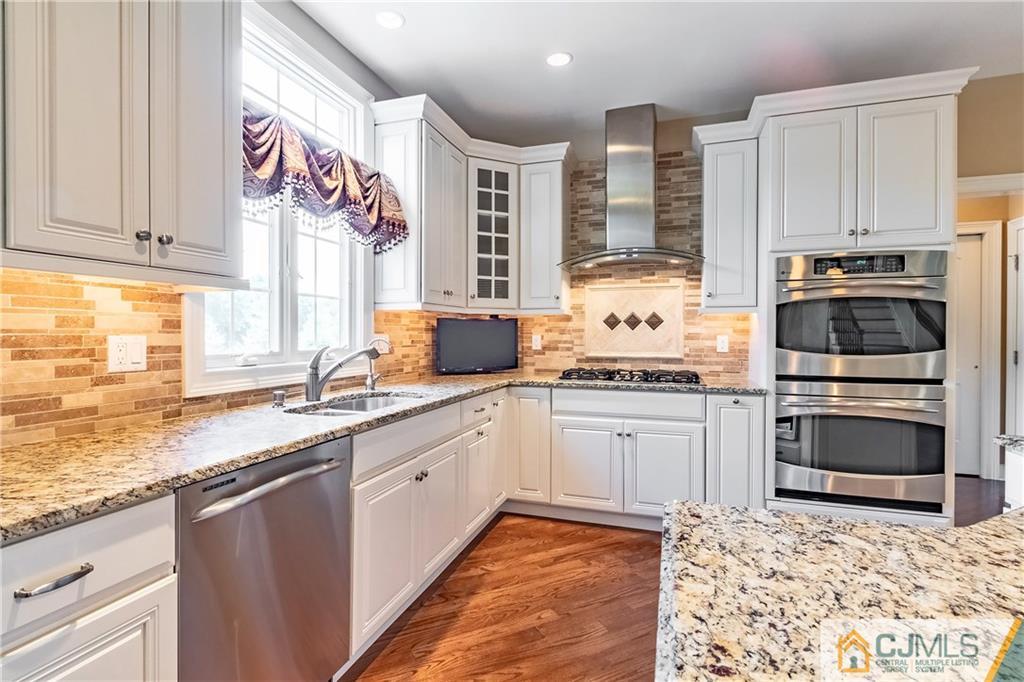 5 Whetherell Road Hillsborough, NJ 08844 - Photo 13 of 25 Gallery Image 13