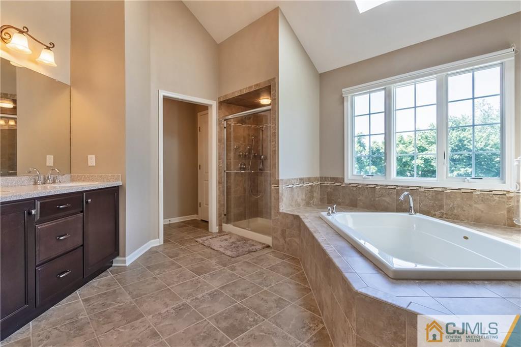 5 Whetherell Road Hillsborough, NJ 08844 - Photo 23 of 25 Gallery Image 23