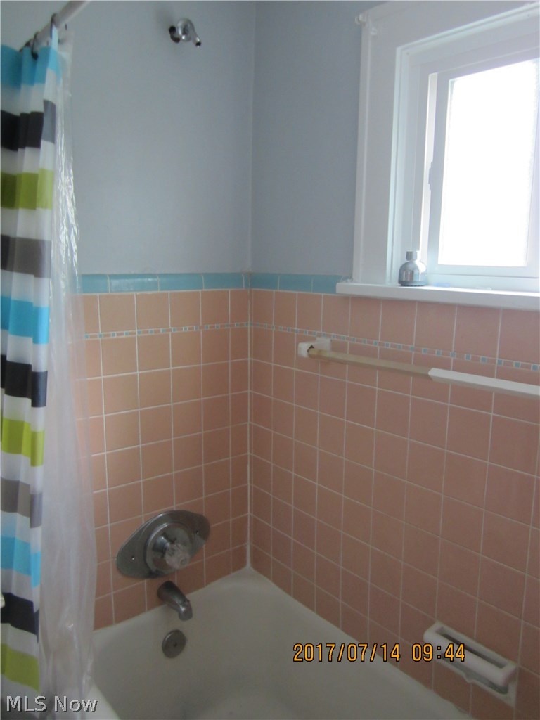 3763 Northampton Road Cleveland Heights, OH 44121 - Photo 16 of 23