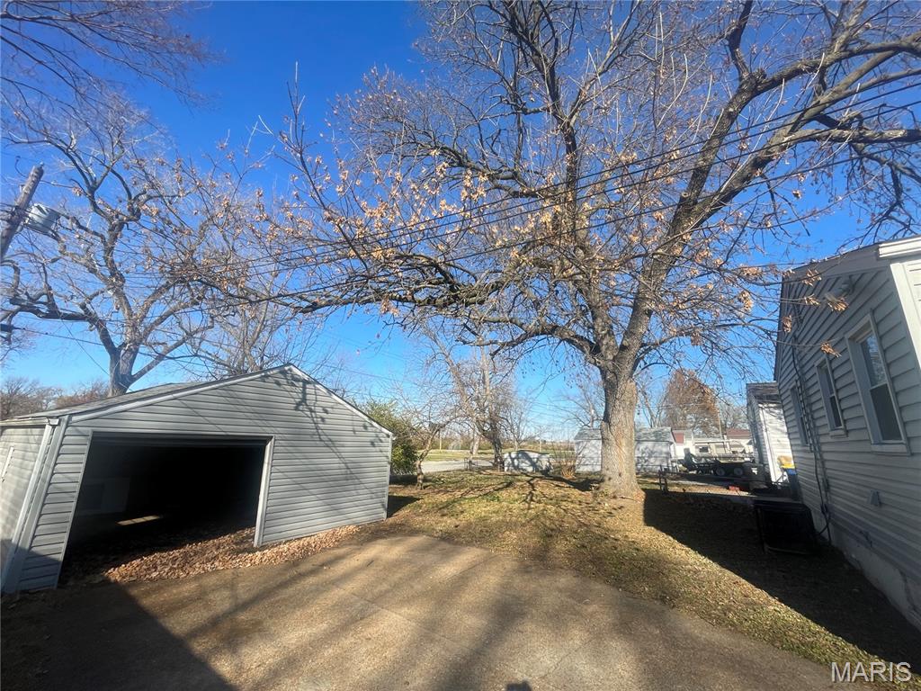 4507 Ashby Road St. Ann, MO 63074 - Photo 3 of 14