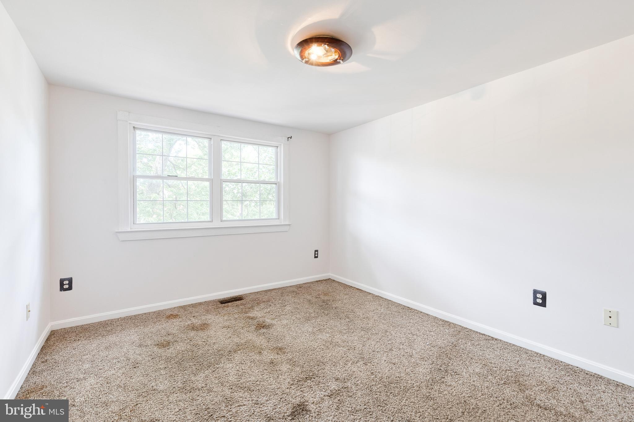 958 Middleborough Road Essex, MD 21221 - Photo 16 of 23