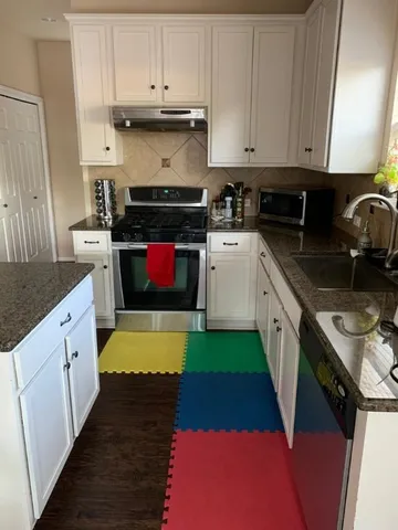 $2,095 | 14221 Willow Tank Drive, Austin, TX 78717