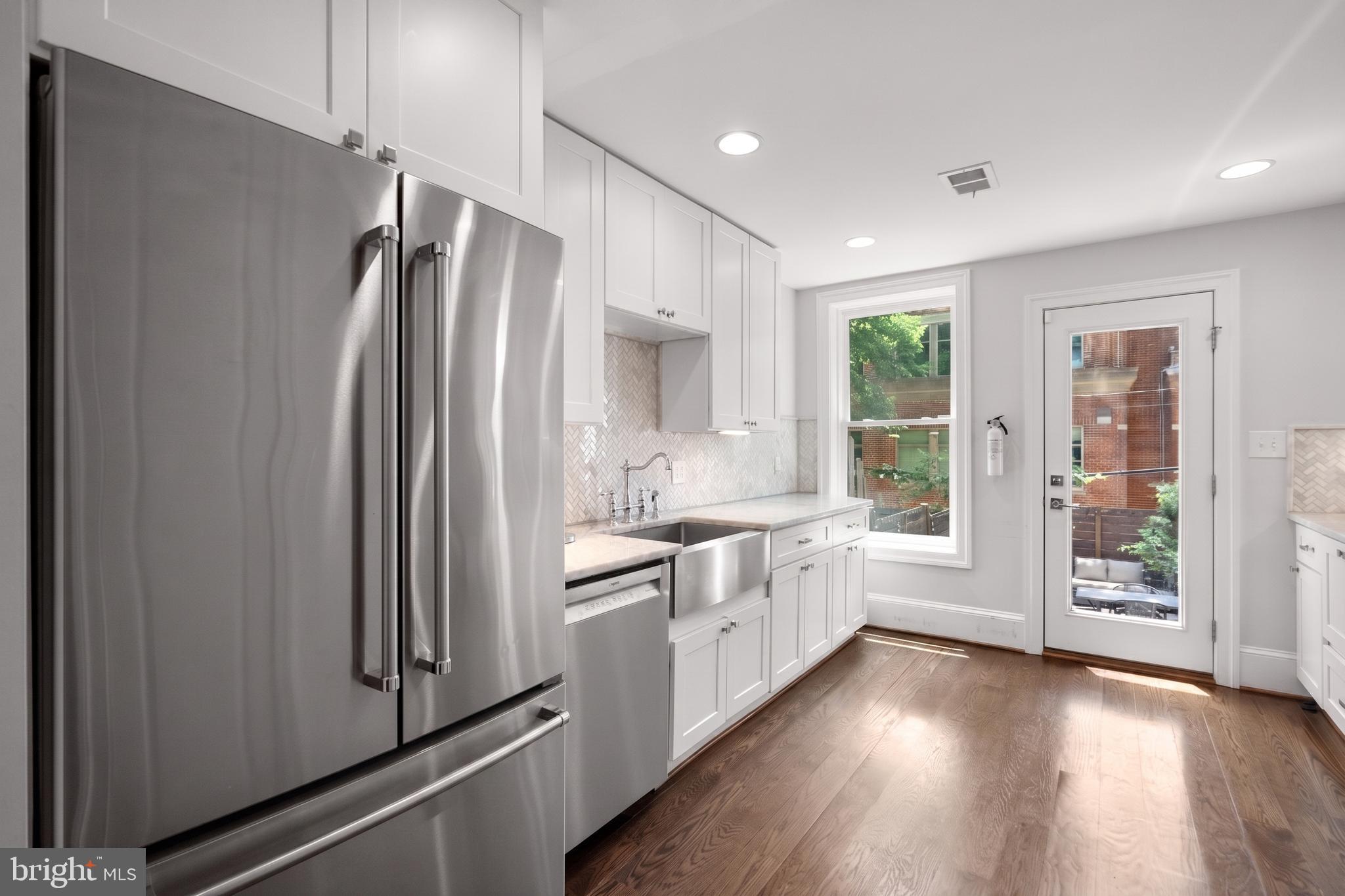 3322 Prospect Street Northwest Washington, DC 20007 - Photo 10 of 32