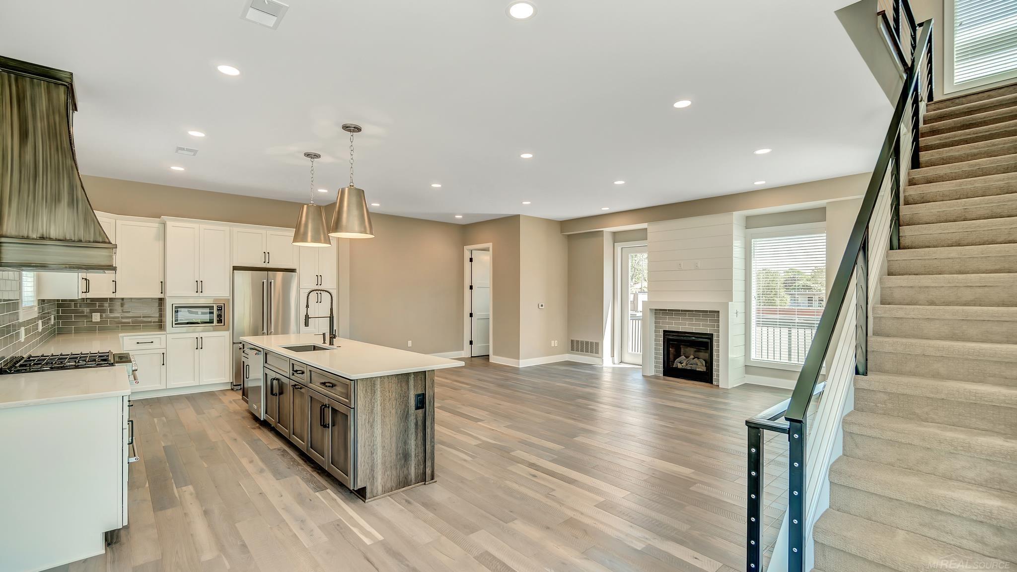 717 East 11 Mile Road Royal Oak, MI 48067 - Photo 6 of 24