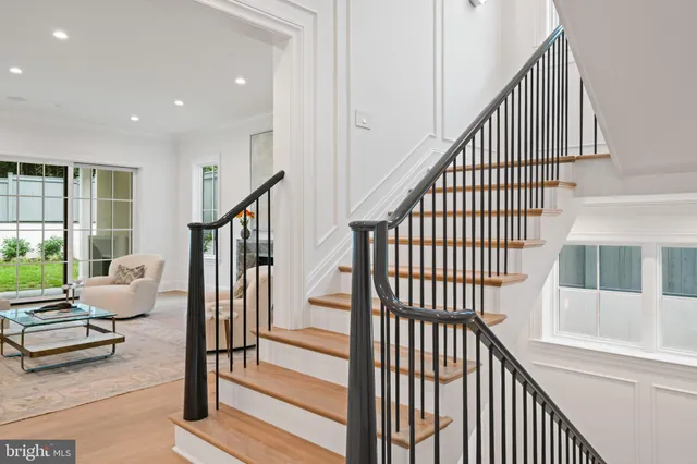$5,095,000 | 2920 Chesapeake Street Northwest, Washington, DC 20008