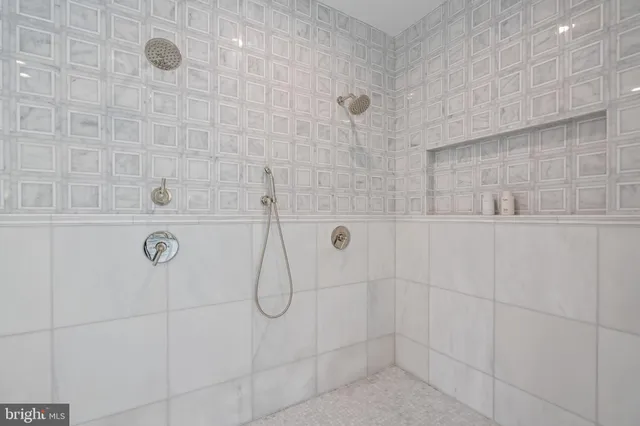 $5,095,000 | 2920 Chesapeake Street Northwest, Washington, DC 20008