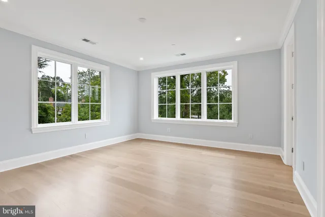 $5,095,000 | 2920 Chesapeake Street Northwest, Washington, DC 20008