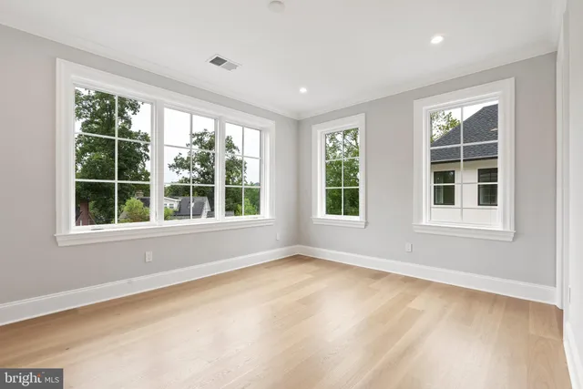 $5,095,000 | 2920 Chesapeake Street Northwest, Washington, DC 20008