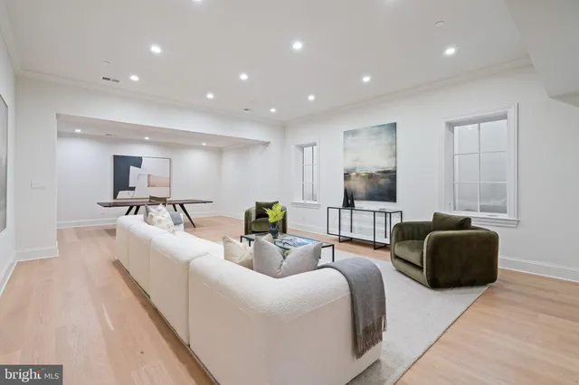 $5,095,000 | 2920 Chesapeake Street Northwest, Washington, DC 20008