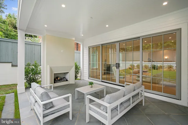 $5,095,000 | 2920 Chesapeake Street Northwest, Washington, DC 20008