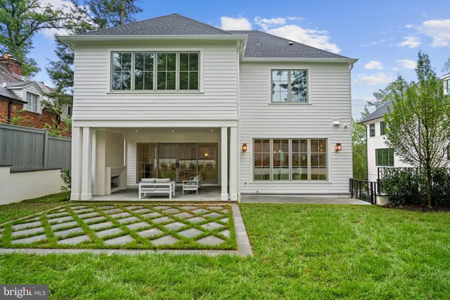 $5,095,000 | 2920 Chesapeake Street Northwest, Washington, DC 20008