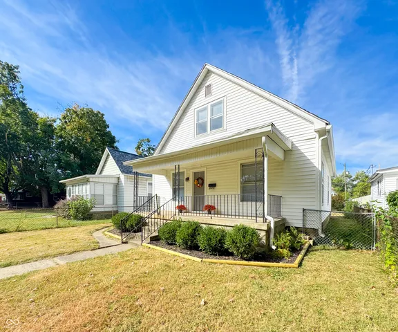 $89,900 | 1425 South 11th Street, Terre Haute, IN 47802