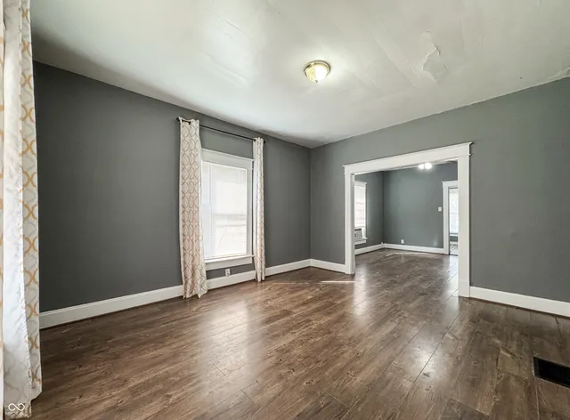 $89,900 | 1425 South 11th Street, Terre Haute, IN 47802