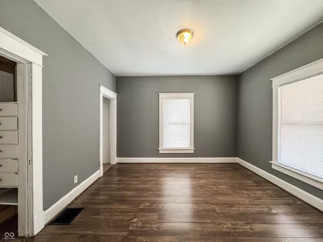 $89,900 | 1425 South 11th Street, Terre Haute, IN 47802