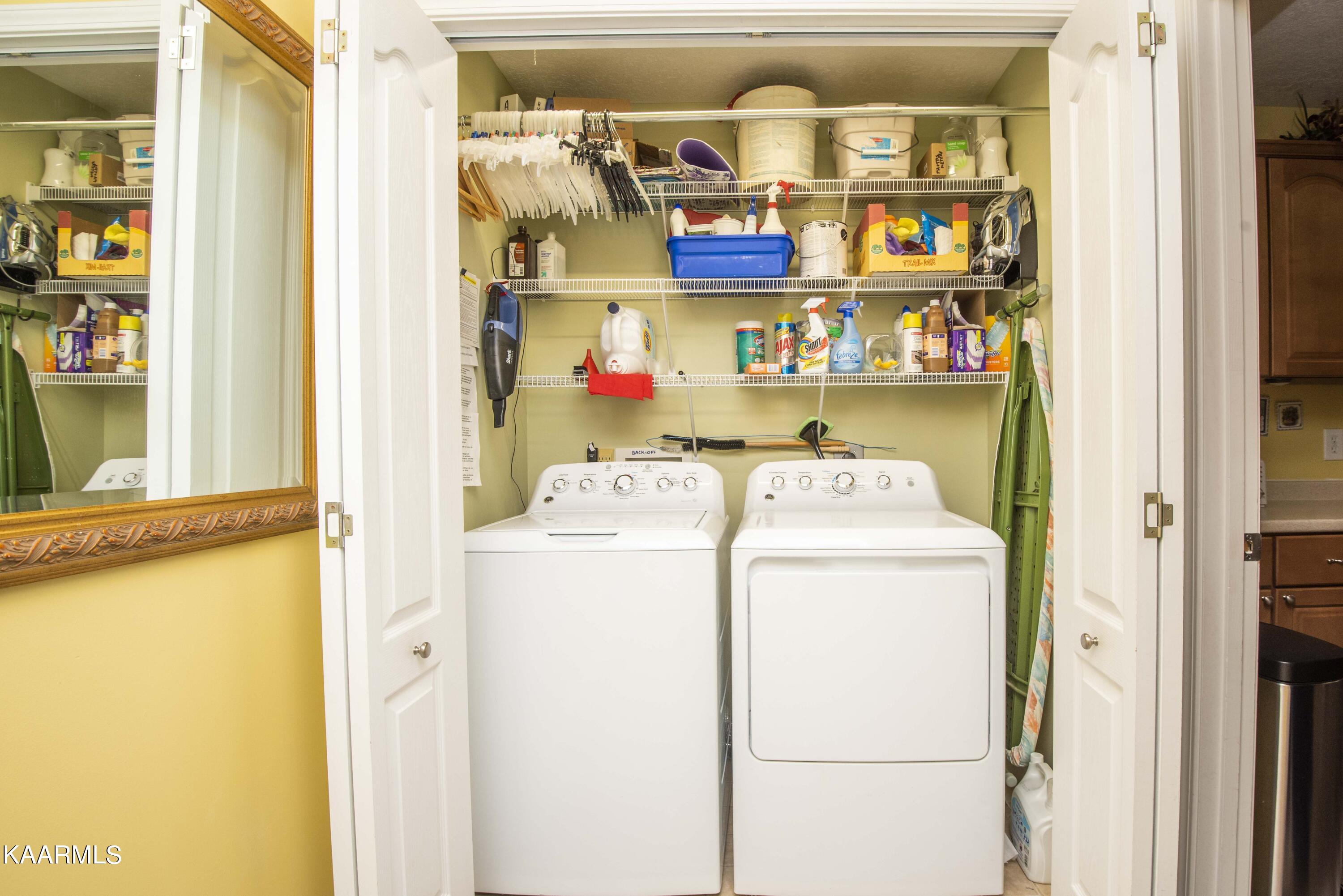 1112 Fox Ridge Drive Powell, TN 37849 - Photo 21 of 36 Laundry