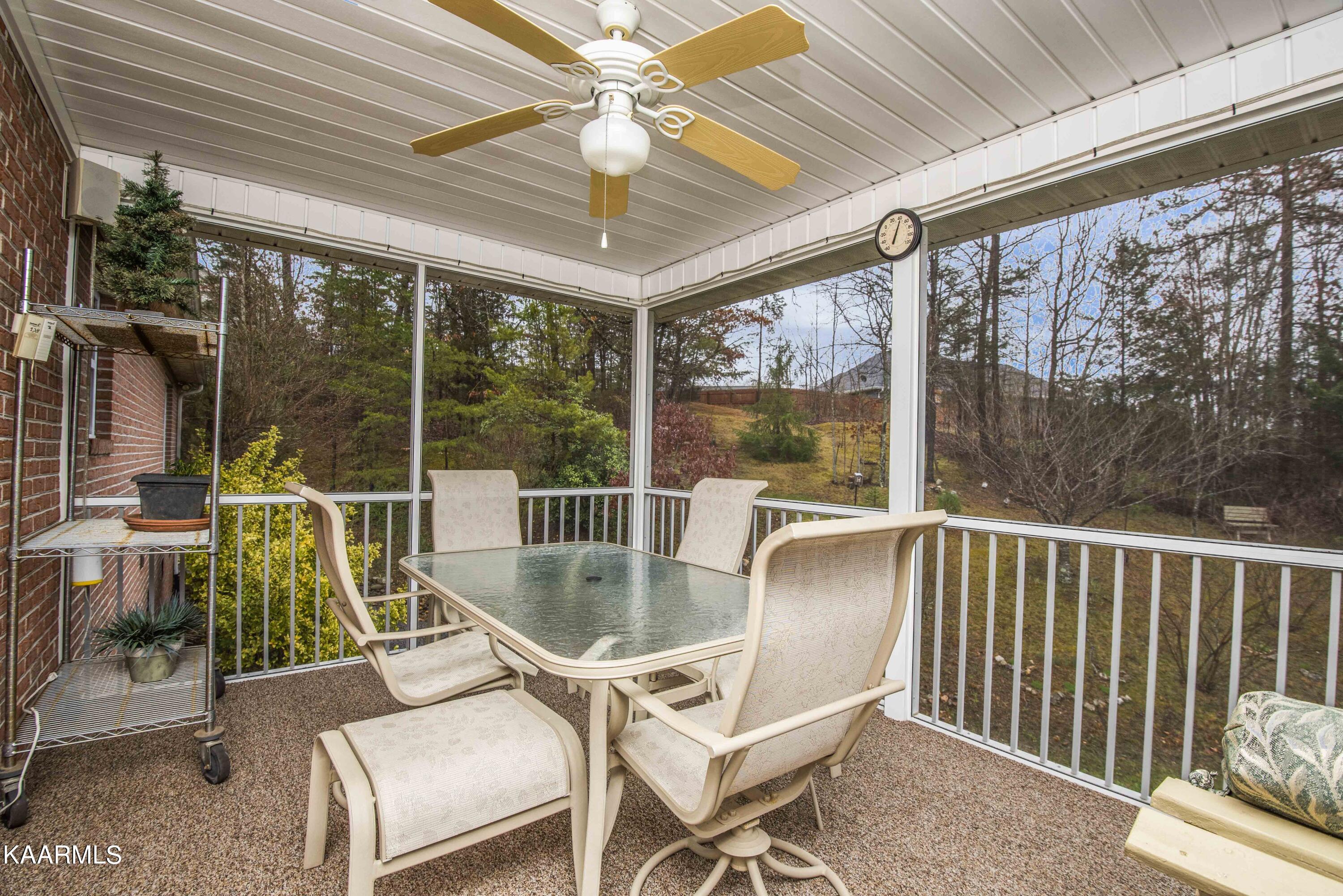 1112 Fox Ridge Drive Powell, TN 37849 - Photo 22 of 36 Deck