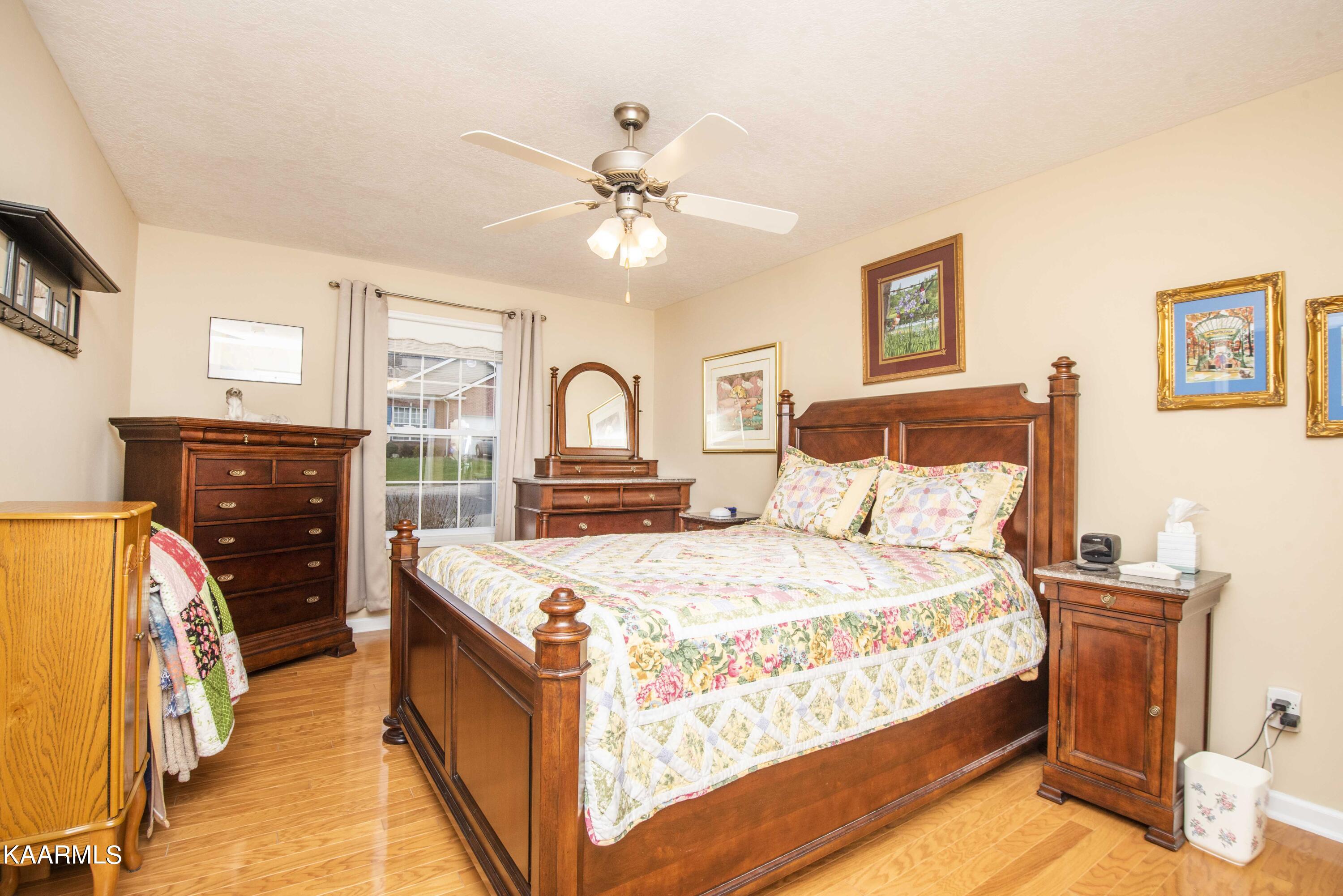 1112 Fox Ridge Drive Powell, TN 37849 - Photo 10 of 36 Master Bedroom