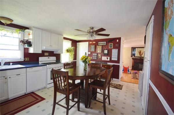 43 Helberg Road Springfield, MA 01128 - Photo 11 of 30 Gallery Image 11