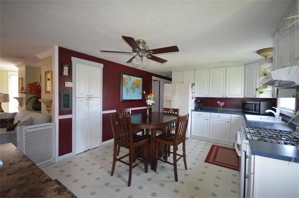 43 Helberg Road Springfield, MA 01128 - Photo 12 of 30 Gallery Image 12