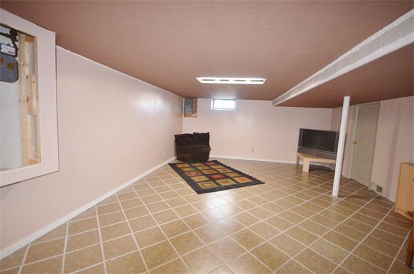 43 Helberg Road Springfield, MA 01128 - Photo 20 of 30 Gallery Image 20