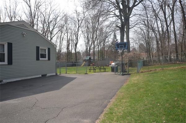 43 Helberg Road Springfield, MA 01128 - Photo 29 of 30 Gallery Image 29