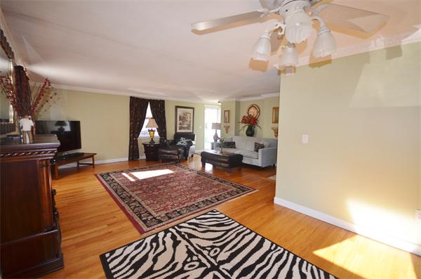 43 Helberg Road Springfield, MA 01128 - Photo 8 of 30 Gallery Image 8