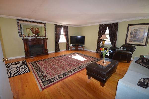 43 Helberg Road Springfield, MA 01128 - Photo 9 of 30 Gallery Image 9