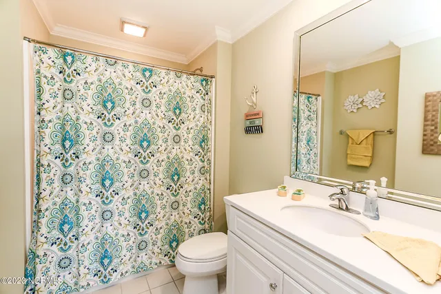 $3,600 | 4425 Arendell Street, Unit 301, Morehead City, NC 28557