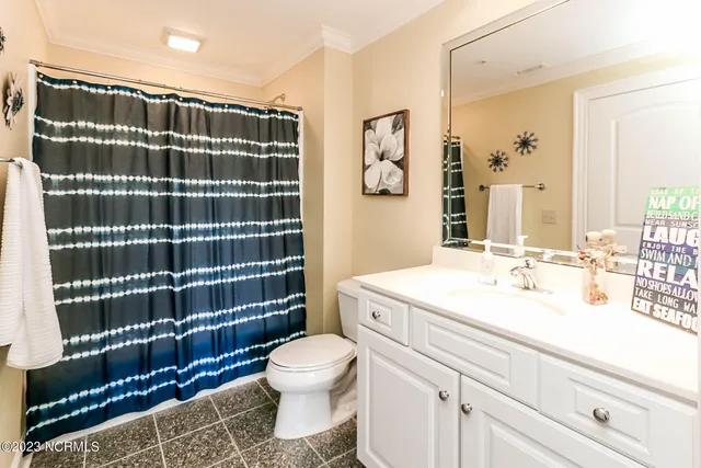 $3,600 | 4425 Arendell Street, Unit 301, Morehead City, NC 28557