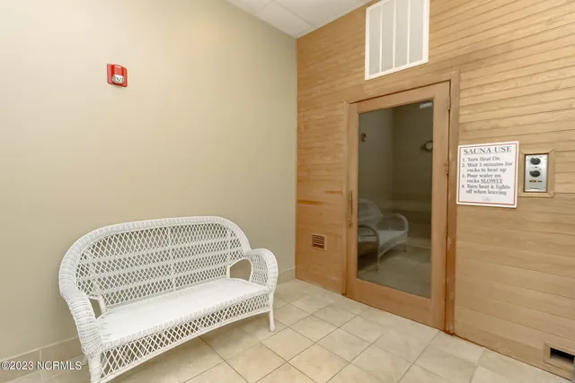 $3,600 | 4425 Arendell Street, Unit 301, Morehead City, NC 28557