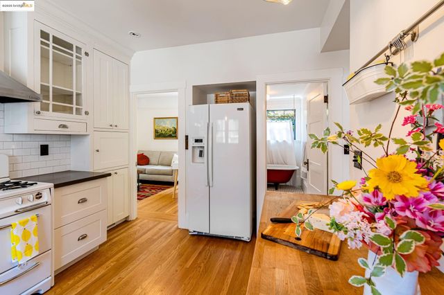 $1,799,000 | 6108 Hillegass Avenue, Oakland, CA 94618