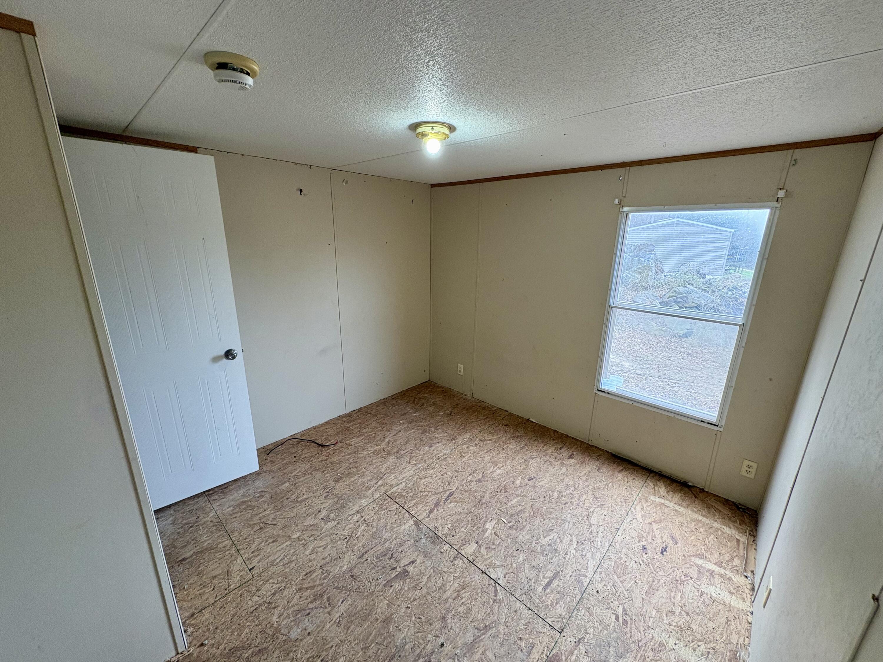 1127 Sussex Road Dayton, TN 37321 - Photo 13 of 14 1127 - Bedroom 3