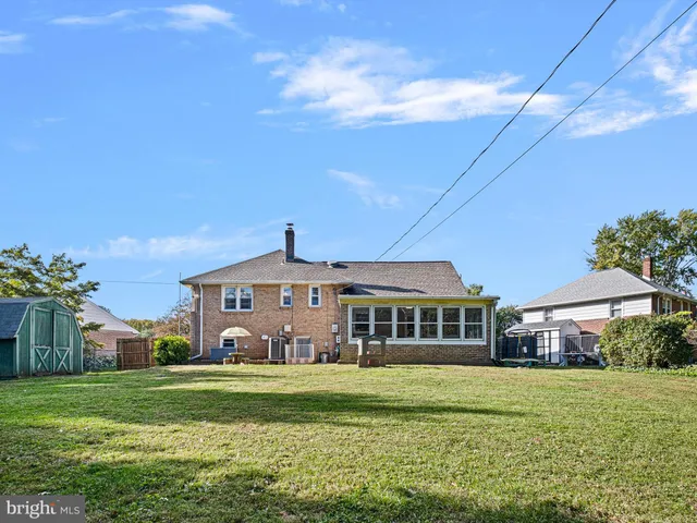 a picture of a wall with a white wall and a painting